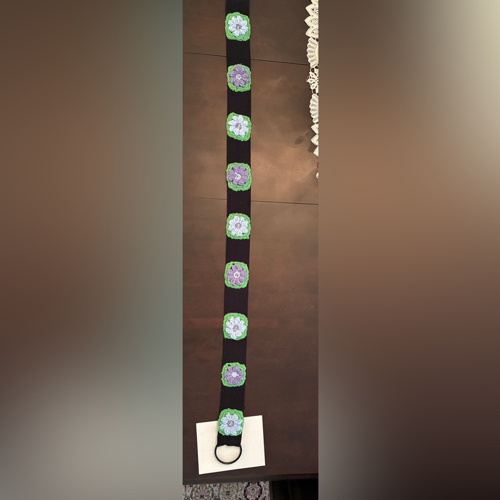 Handcrafted Floral Crochet Belt - Black and Green
